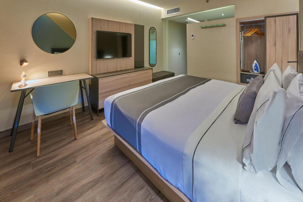 City Express Plus By Marriott Mazatlan Exterior photo