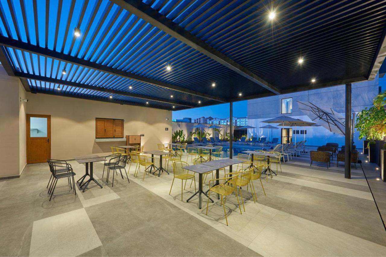 City Express Plus By Marriott Mazatlan Exterior photo