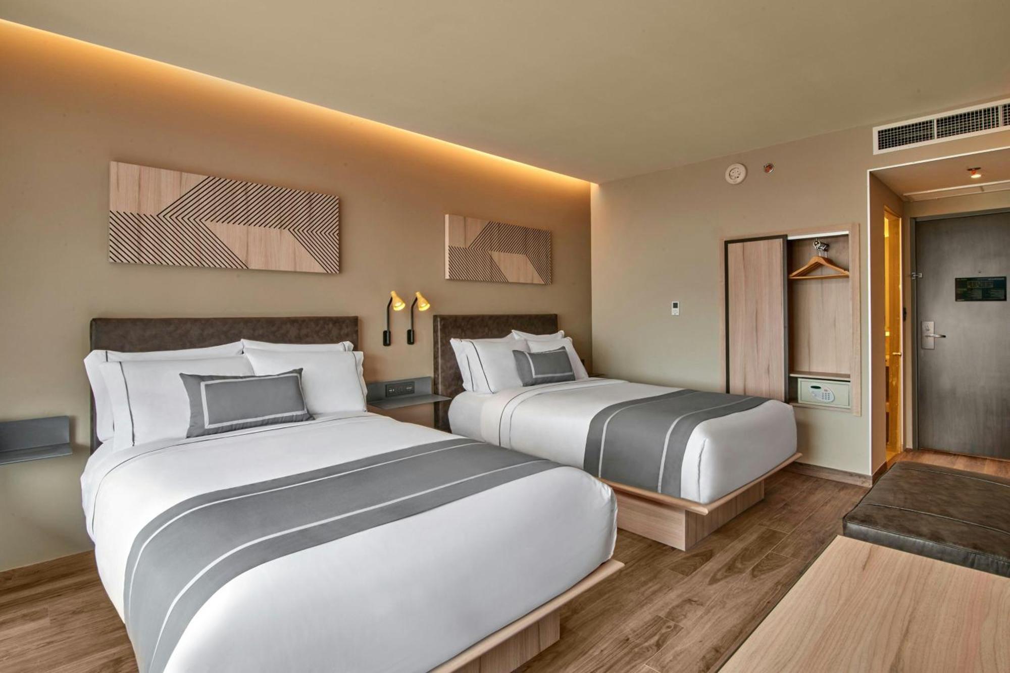 City Express Plus By Marriott Mazatlan Exterior photo